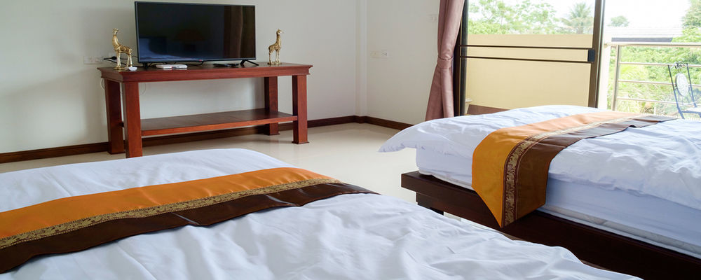 Relax Garden House Hotel Chiang Mai Exterior photo